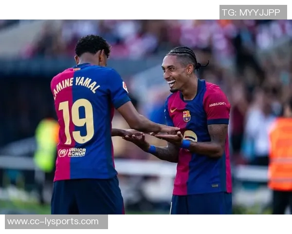 克鲁伊维特称若为巴萨主帅将续约莱万一年看重其经验与能力