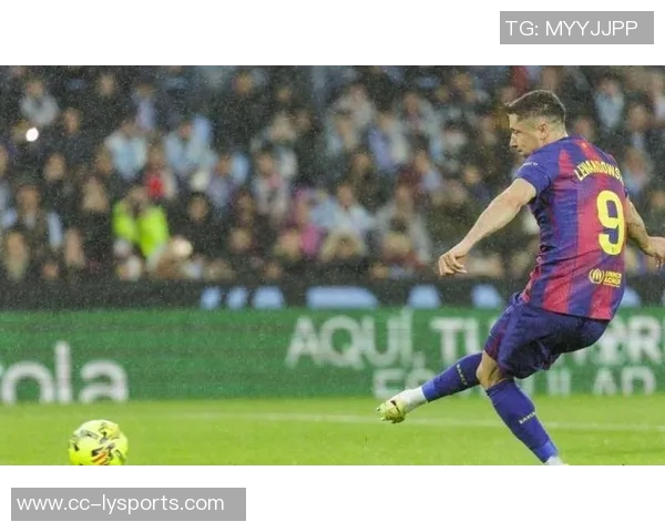 曼联寻求前锋补强但未必会追求巴萨旧将罗克