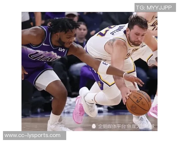 里夫斯谈詹姆斯与东契奇的独特性与细微差别之处