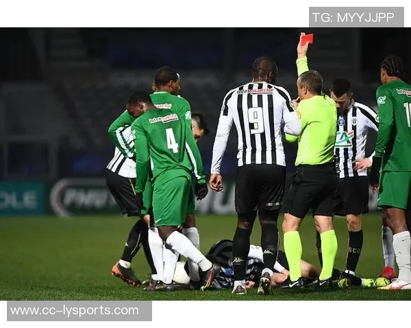 西甲领头羊皇马迎战同城对手巴列卡诺全力争胜考验来临