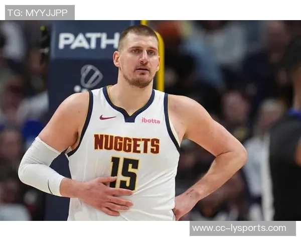 约基奇再创佳绩14分13篮板13助攻本赛季已收获14次三双表现惊艳