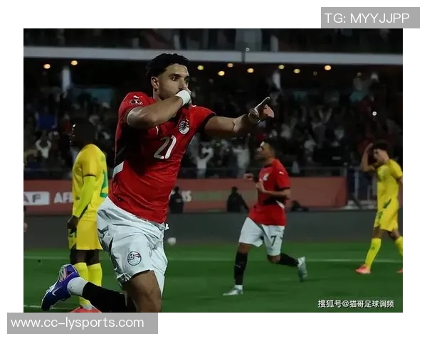 早报:曼城引进塞梅尼奥曼联接洽索帅等教练非洲杯四强名单揭晓 早报:曼城引进塞梅尼奥曼联接洽索帅等教练非洲杯四强名单揭晓